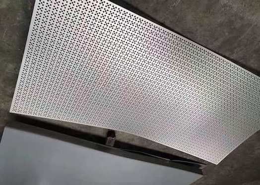 Stainless Steel 201 Sheet Perforated Metal Mesh Smooth Surface Perforated Mesh Panels